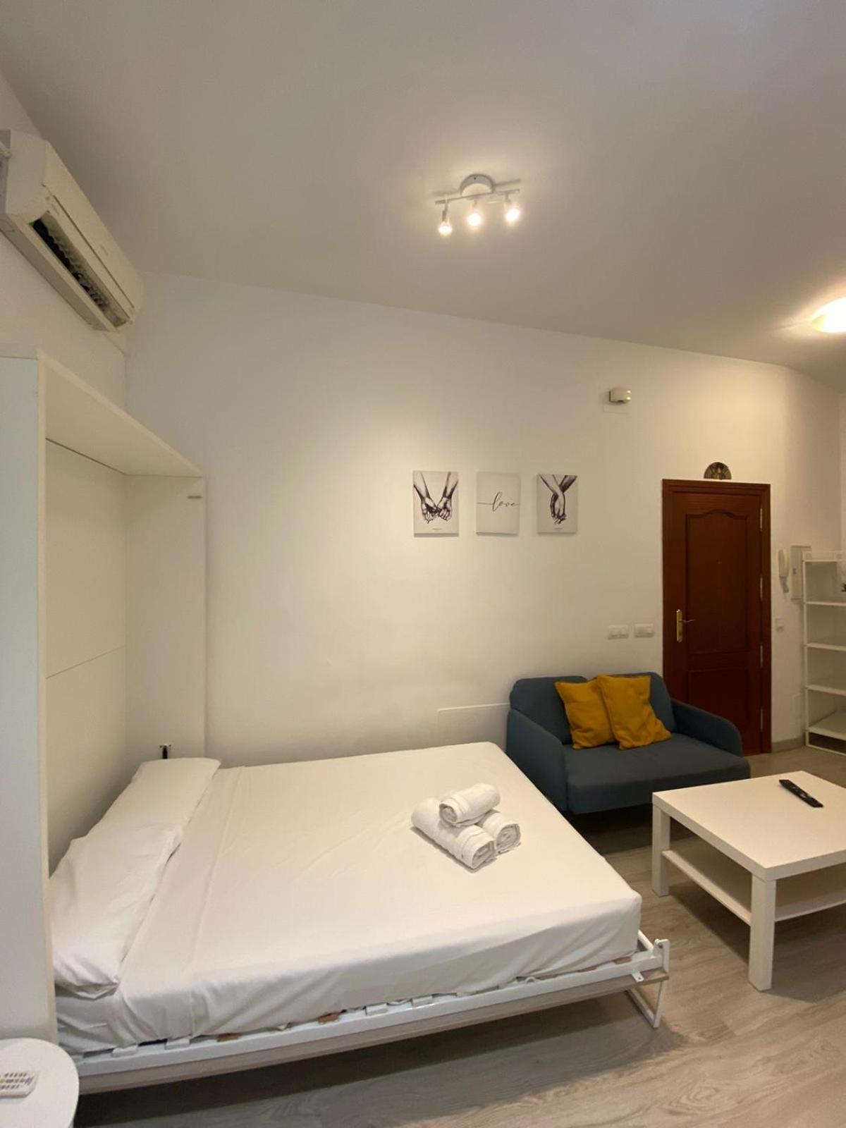 Estupendo Estudio Al Lado De Plaza La Merced มาลากา ภายนอก รูปภาพ