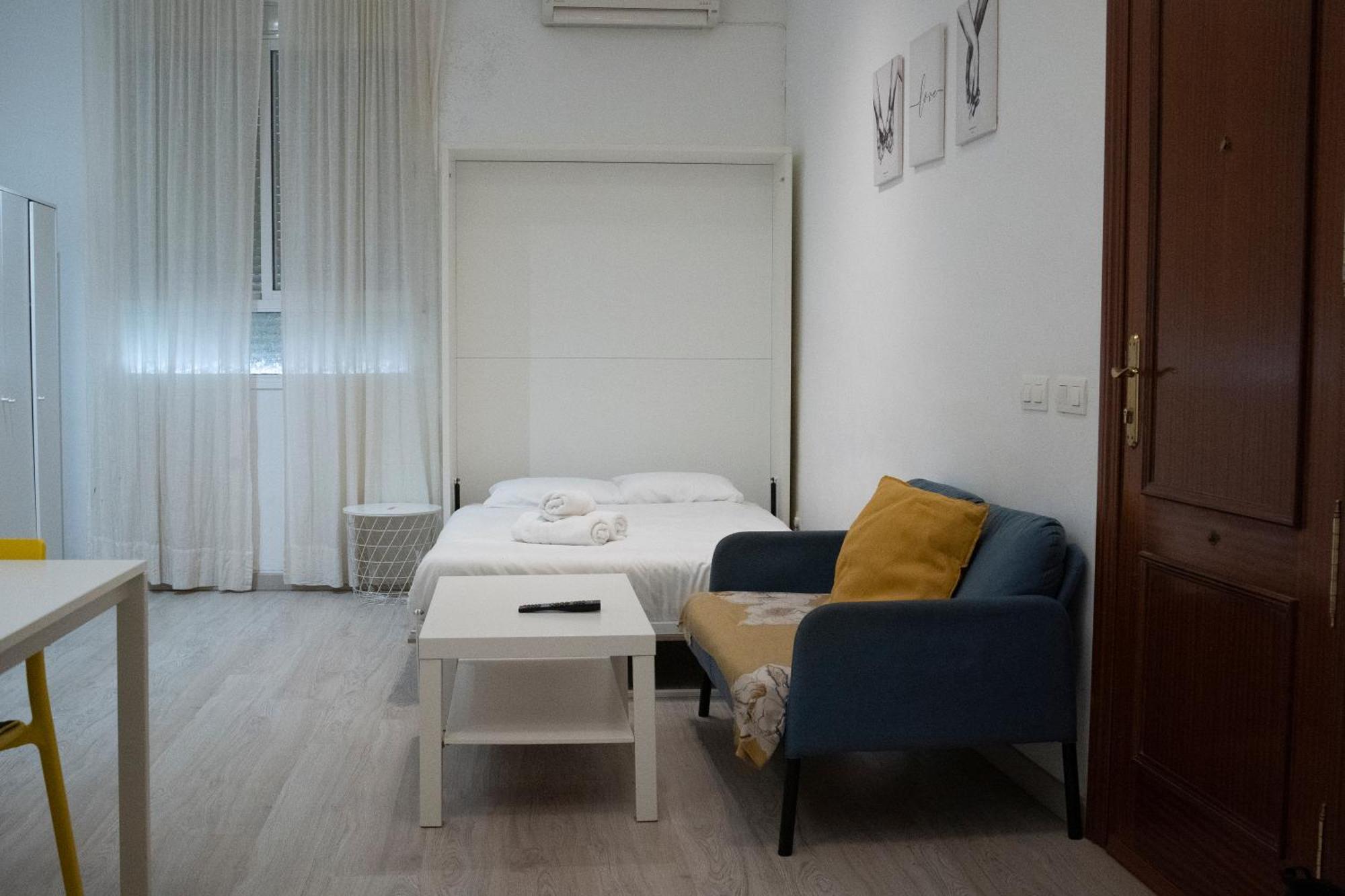 Estupendo Estudio Al Lado De Plaza La Merced มาลากา ภายนอก รูปภาพ